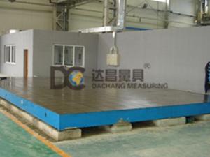 鑄鐵鉚焊平板，大型鉚焊平板 (鉚焊平板 ,鑄鐵鉚焊平板,大型鉚焊平板 )